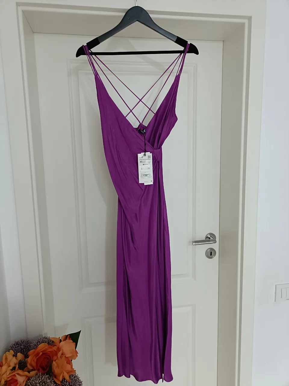 rochie lunga decoltată Zara – fotografia 1 din 4