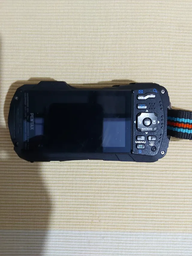 vînd cameră foto digitală Pentax – fotografia 3 din 8