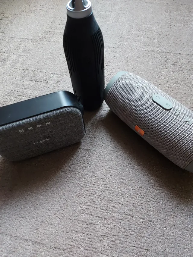 vînd boxe Bluetooth diferite modele – fotografia 4 din 5