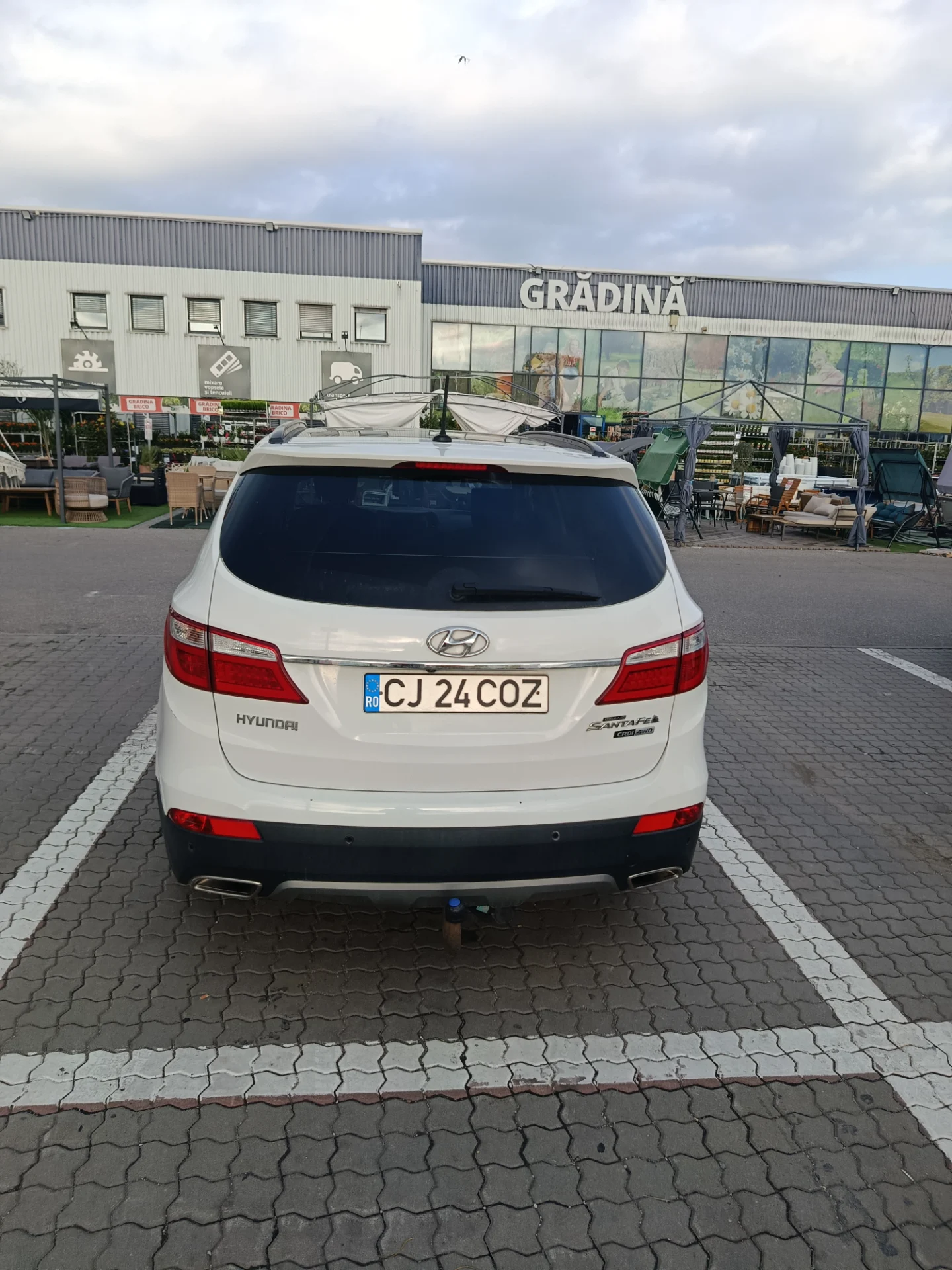 Se vinde Hyundai Grand Santa Fe – fotografia 1 din 8