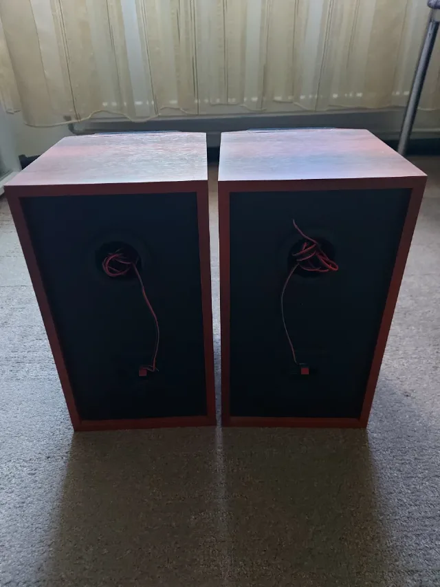 vînd  boxe stare foarte bună – fotografia 2 din 4