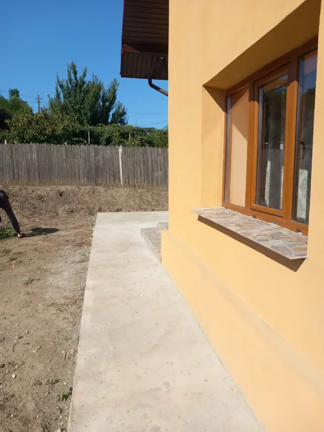 Vând casă în comuna Stolniceni Prăjescu – fotografia 2 din 2
