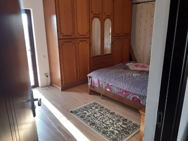 Casa P+1, zonă liniștita, langa padure si lac. – fotografia 6 din 8