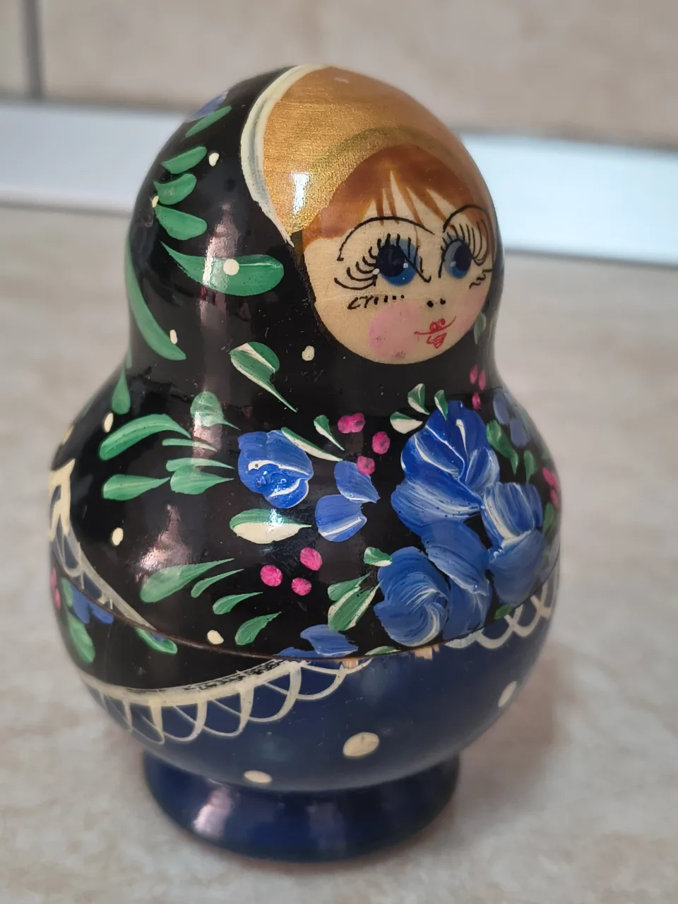 Set 5 păpuși matrioska din lemn – fotografia 7 din 8