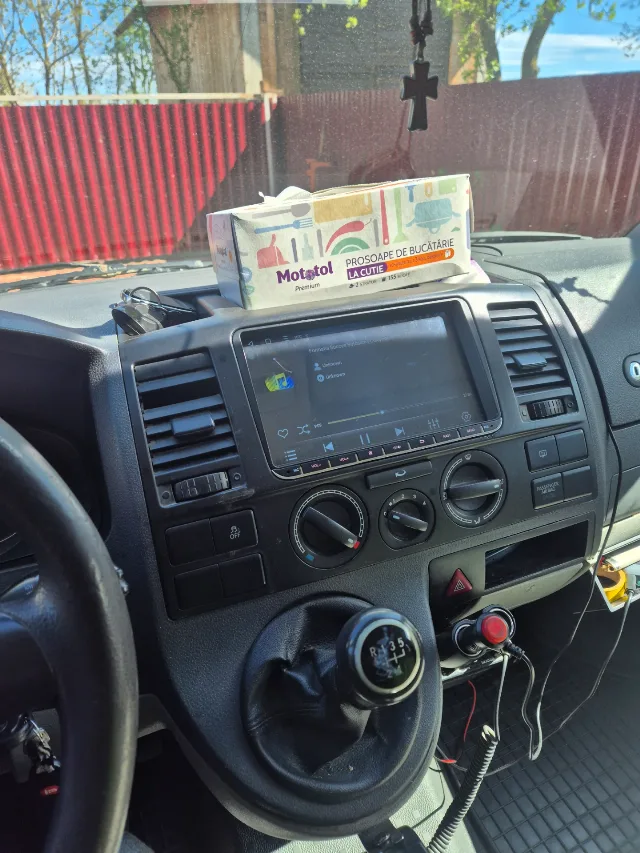 Vând vw t5 transporter autoutilitara – fotografia 4 din 8
