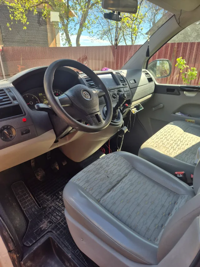 Vând vw t5 transporter autoutilitara – fotografia 5 din 8