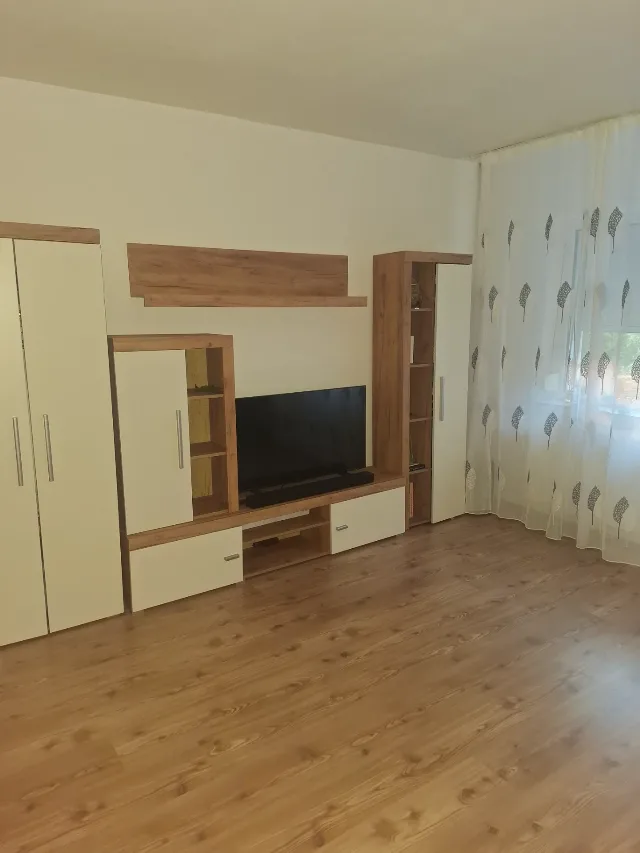 Vand ap 2 camere Lacul tei-Parcul Circului – fotografia 2 din 3