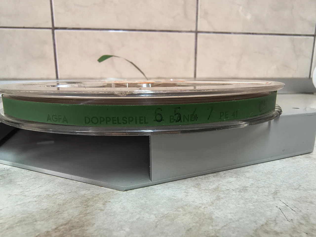 Banda magnetofon înregistrată, diametrul 15cm – fotografia 3 din 5