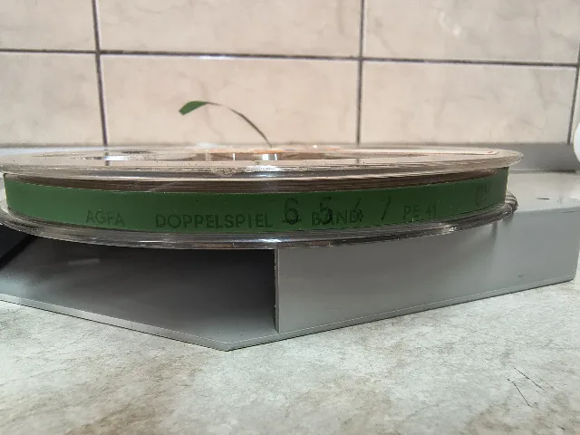 Banda magnetofon înregistrată, diametrul 15cm – fotografia 3 din 5