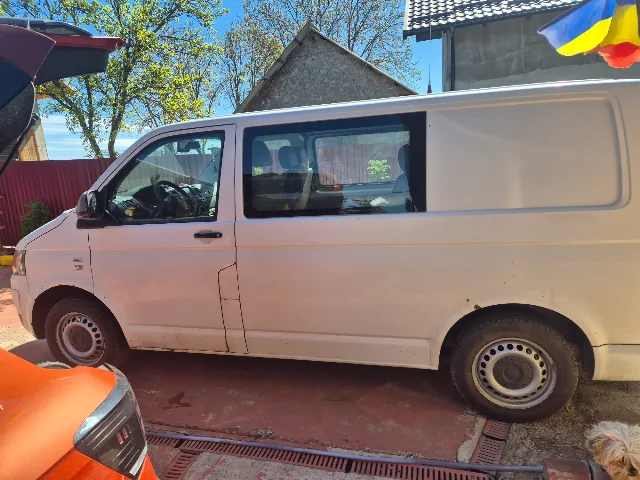 Vând vw t5 transporter autoutilitara – fotografia 3 din 8