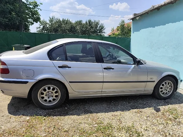Bmw e 46 . 1.9 benzina , înmatriculat , funcțional – fotografia 2 din 4