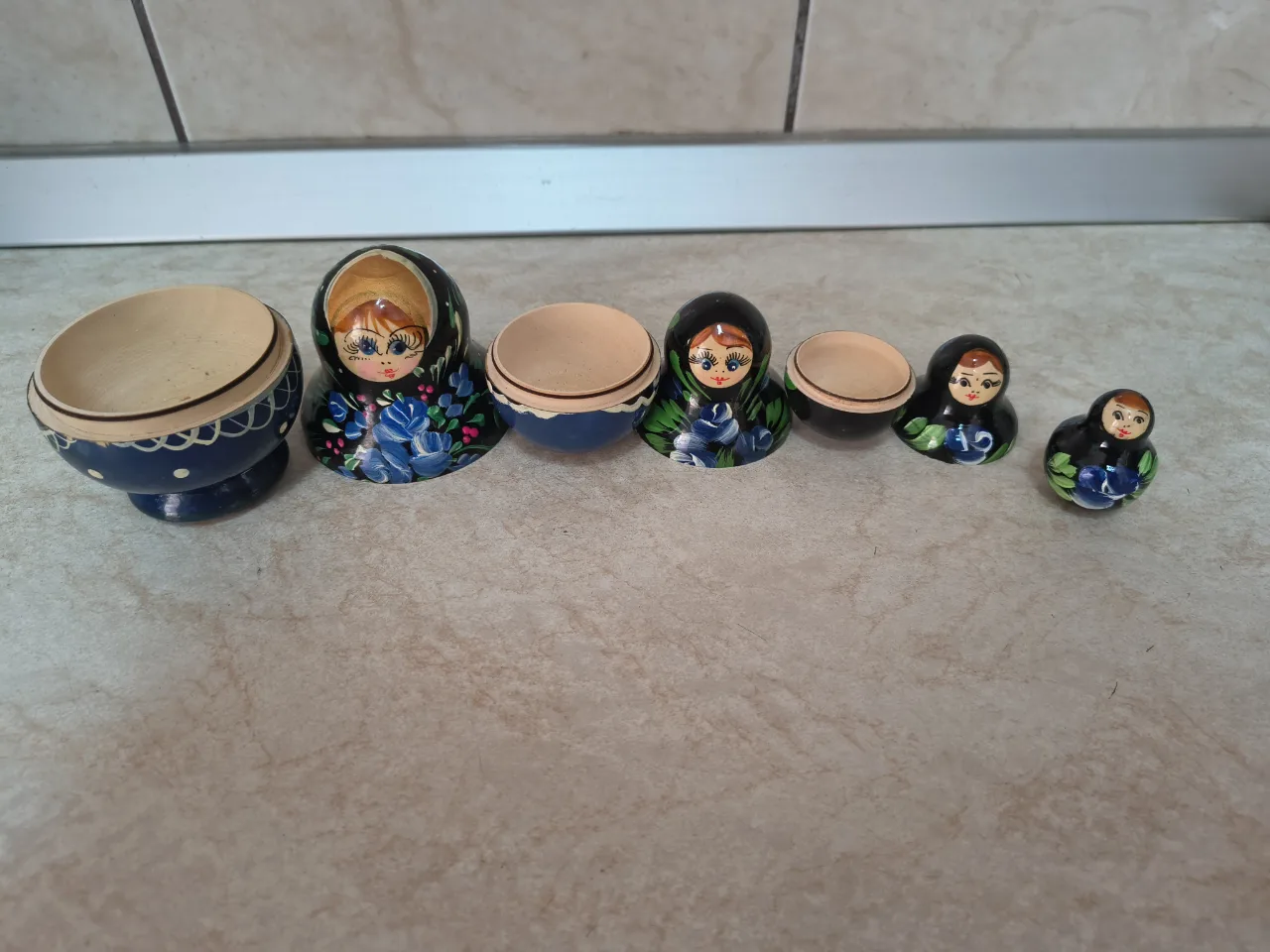 Set 5 păpuși matrioska din lemn – fotografia 8 din 8