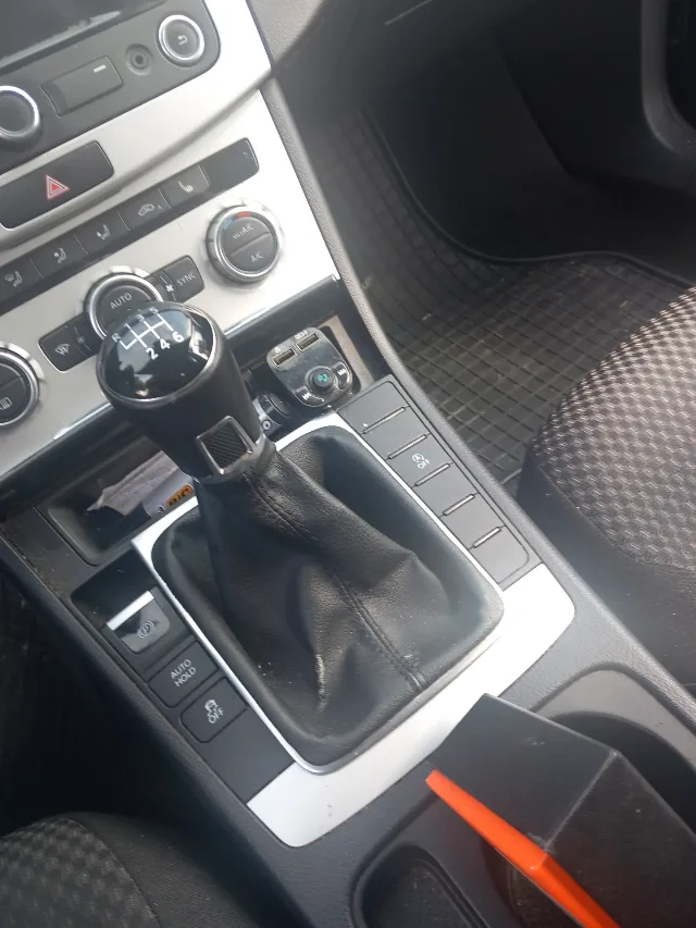 Vind vw pasat,motor 2.0,an 2013 – fotografia 4 din 5