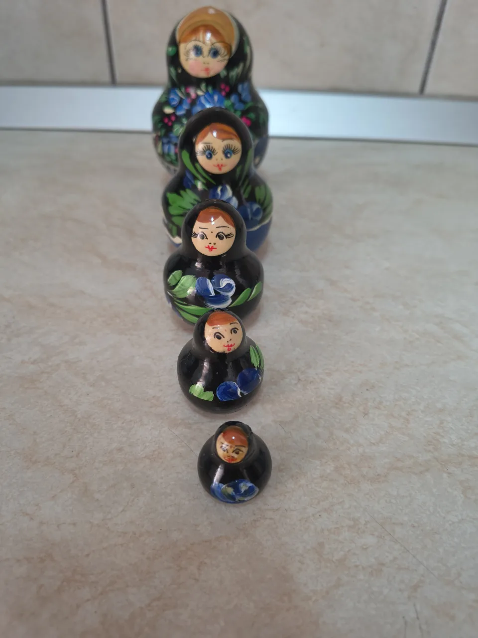 Set 5 păpuși matrioska din lemn – Oradea, Bihor