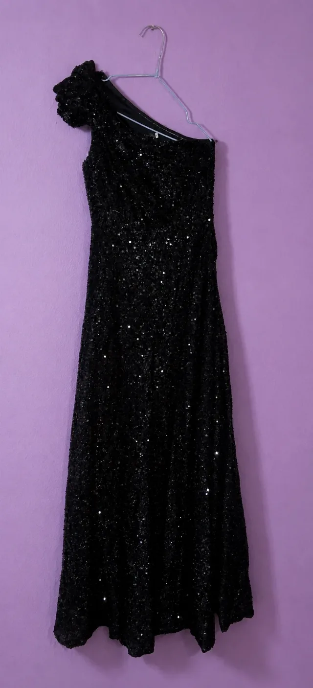 Rochie de seara – Ramnicu Valcea, Vâlcea
