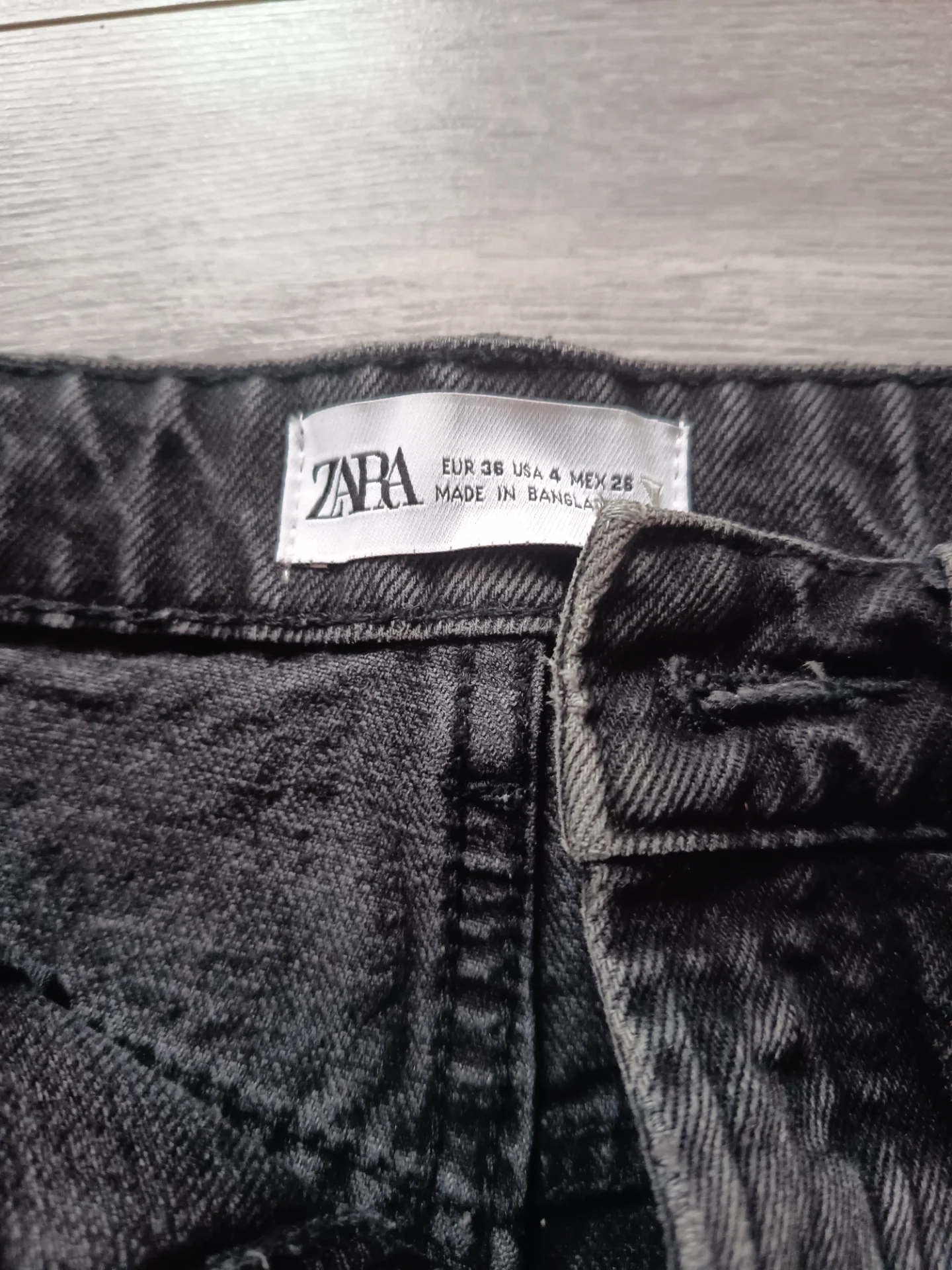 Pantaloni scurti Zara – fotografia 4 din 5