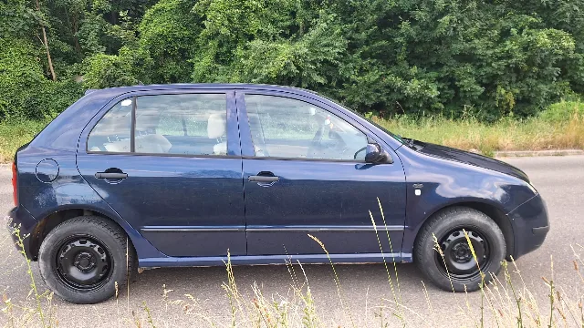Skoda Fabia Elegance 1.4 benzina – fotografia 5 din 8