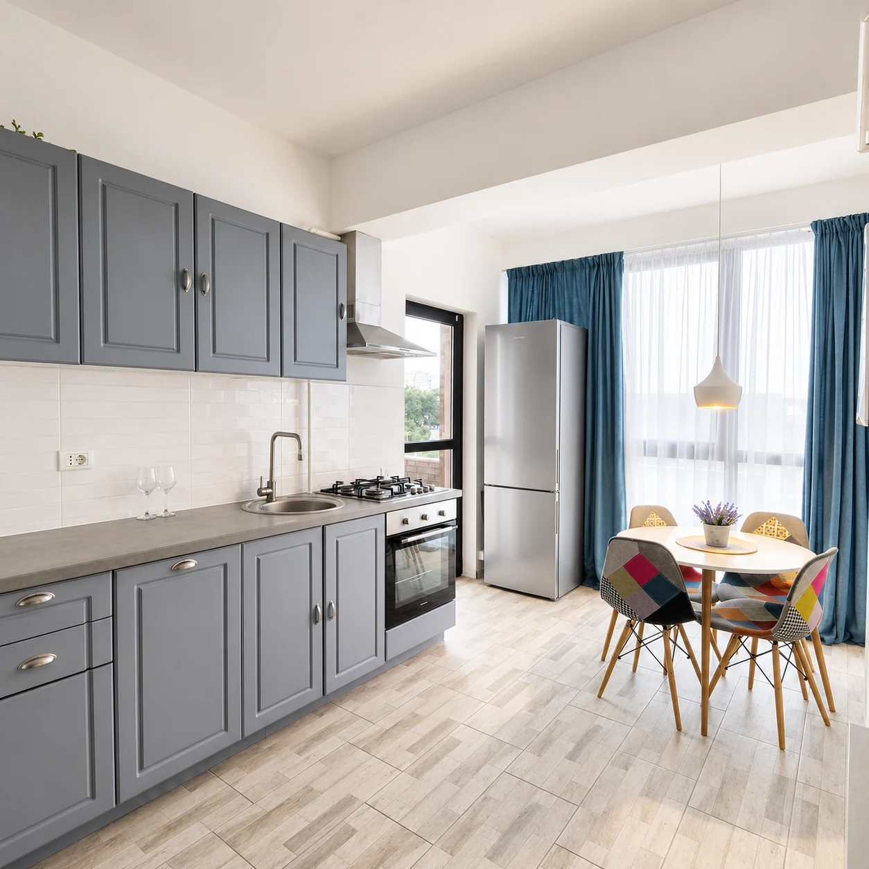 🏢 Apartament 3 camere de închiriat | Bloc nou 2024 | Zona Primărie – Universitate | Parcare inclusă – fotografia 3 din 8