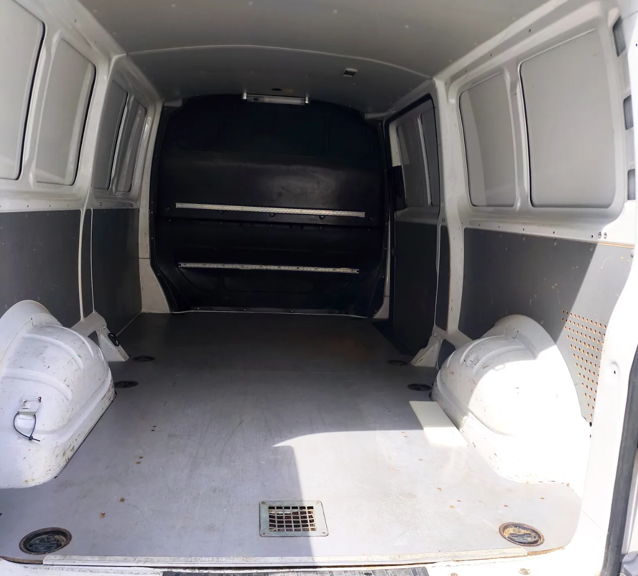 vw Transporter varianta lunga – fotografia 3 din 8