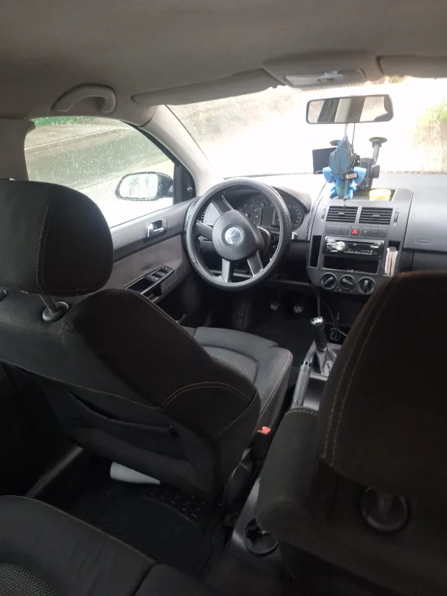 Polo 1.2.12 v masina a venit pe roti – fotografia 3 din 6