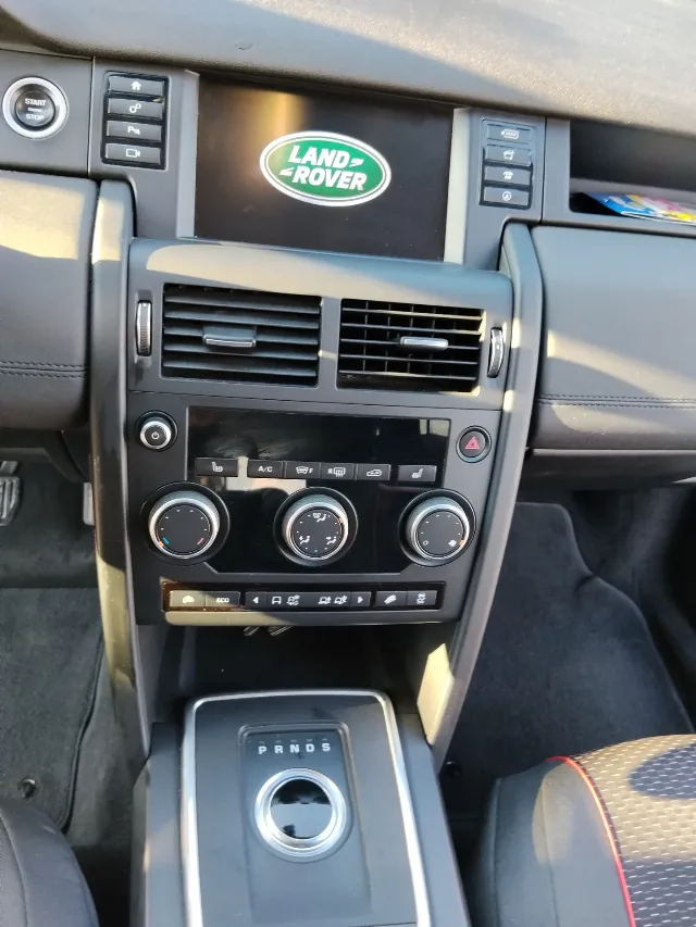 Land ROVER Discovery Spor – fotografia 3 din 8