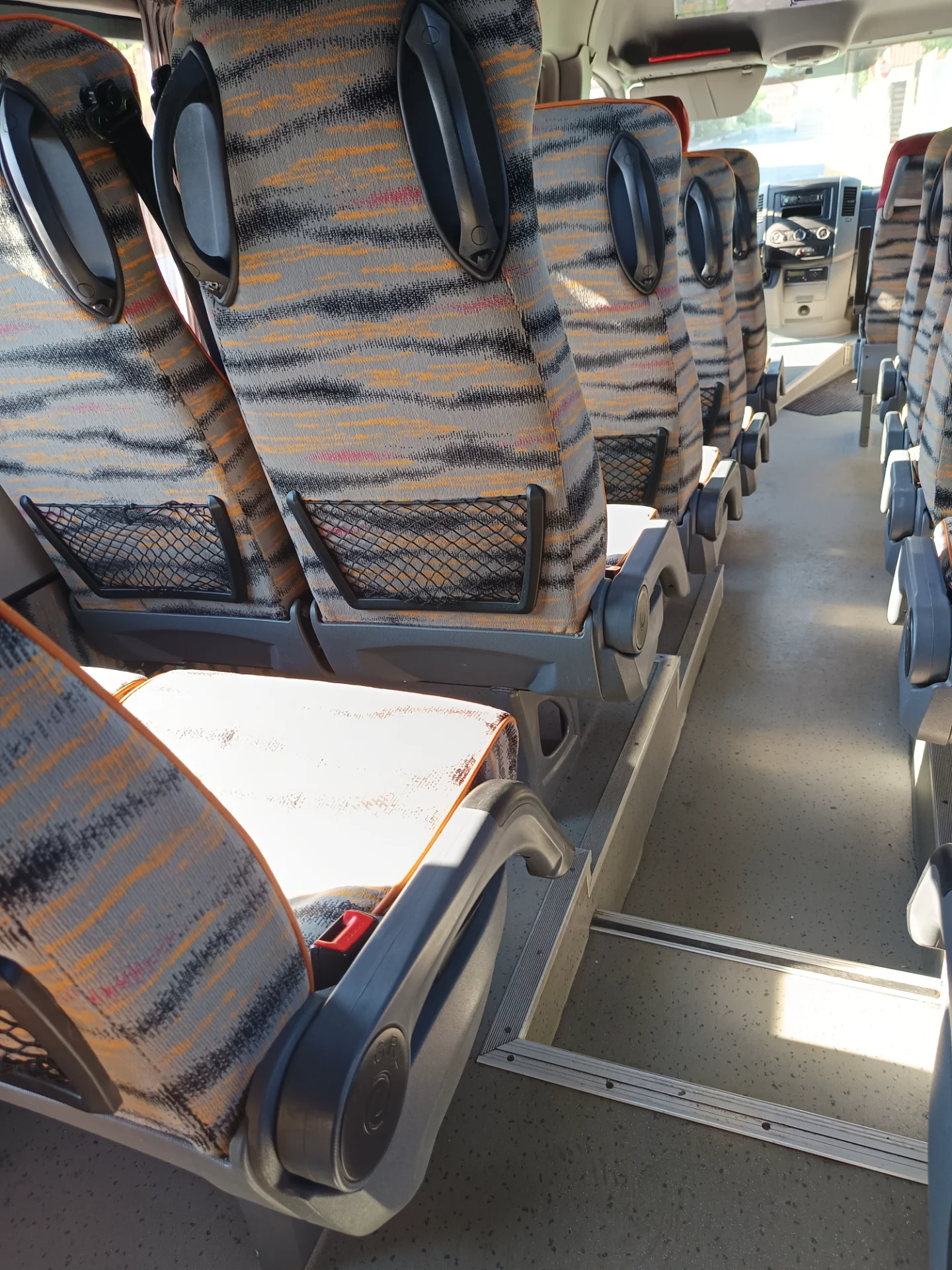 Mercedes sprinter 21 locuri – fotografia 5 din 7