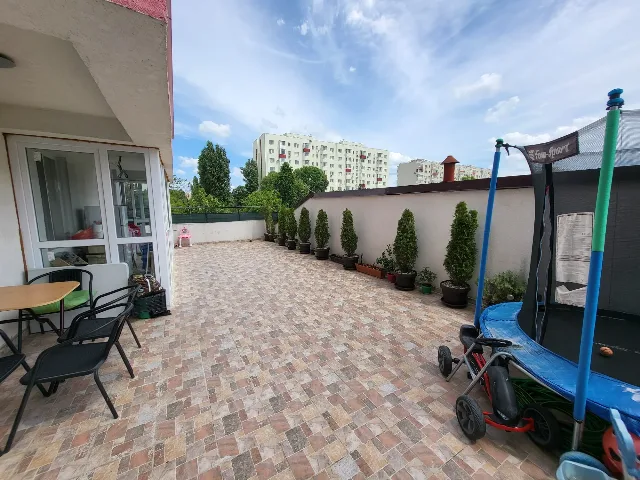 Apartament 3 camere cu terasa – fotografia 7 din 8