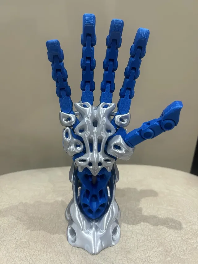 Mana articulata - printata 3D – fotografia 3 din 8
