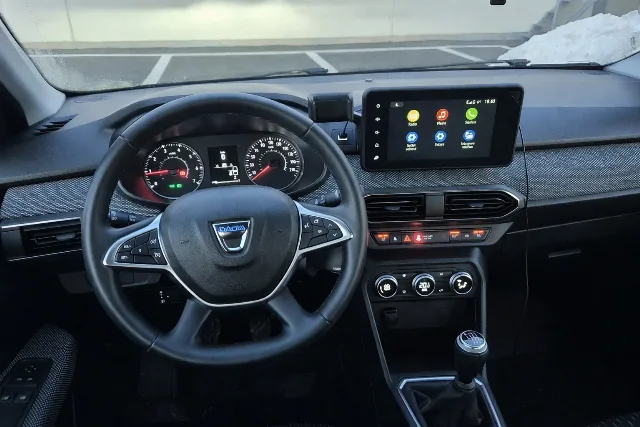 Dacia Logan III 2021 – fotografia 8 din 8