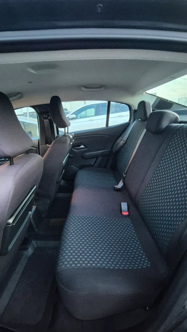 Dacia Logan III 2021 – fotografia 6 din 8