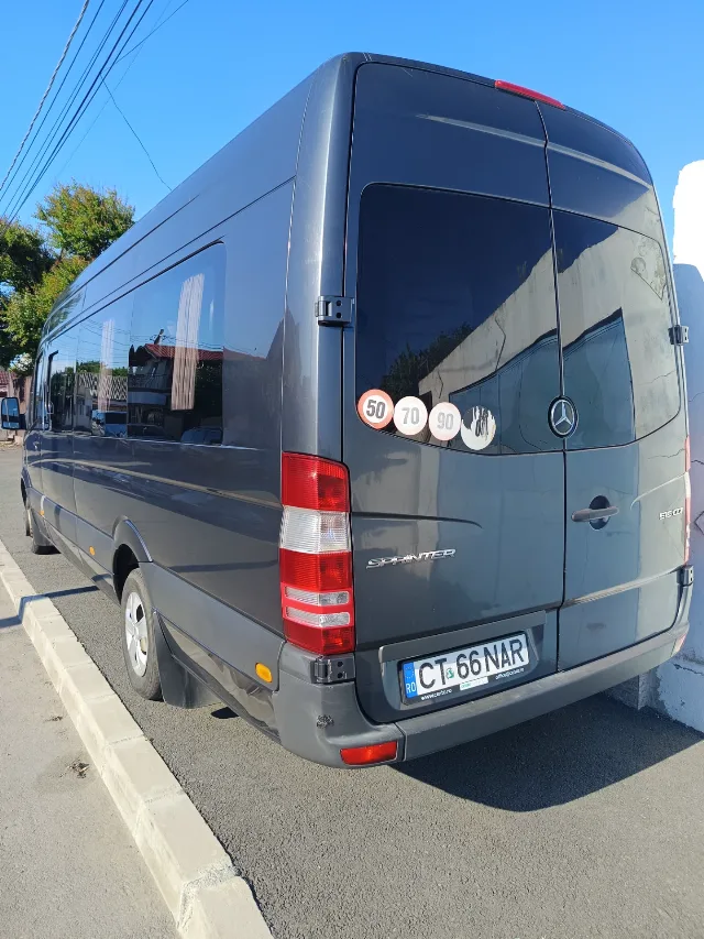 Mercedes sprinter 21 locuri – fotografia 2 din 7