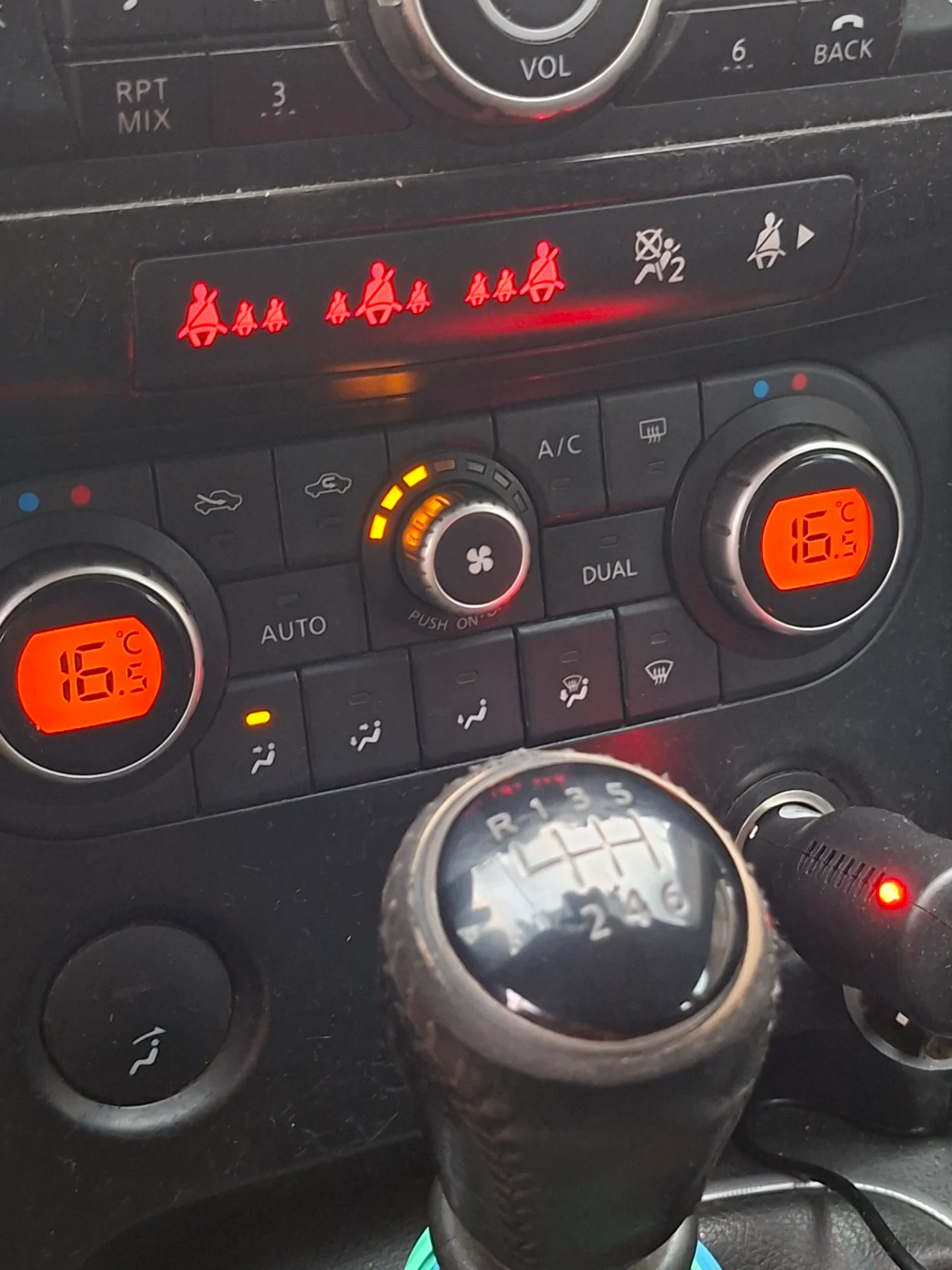 Nissan Qashqai 15 dci – fotografia 3 din 7