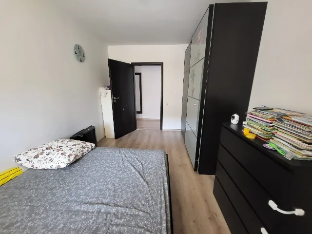Apartament 3 camere cu terasa – fotografia 6 din 8