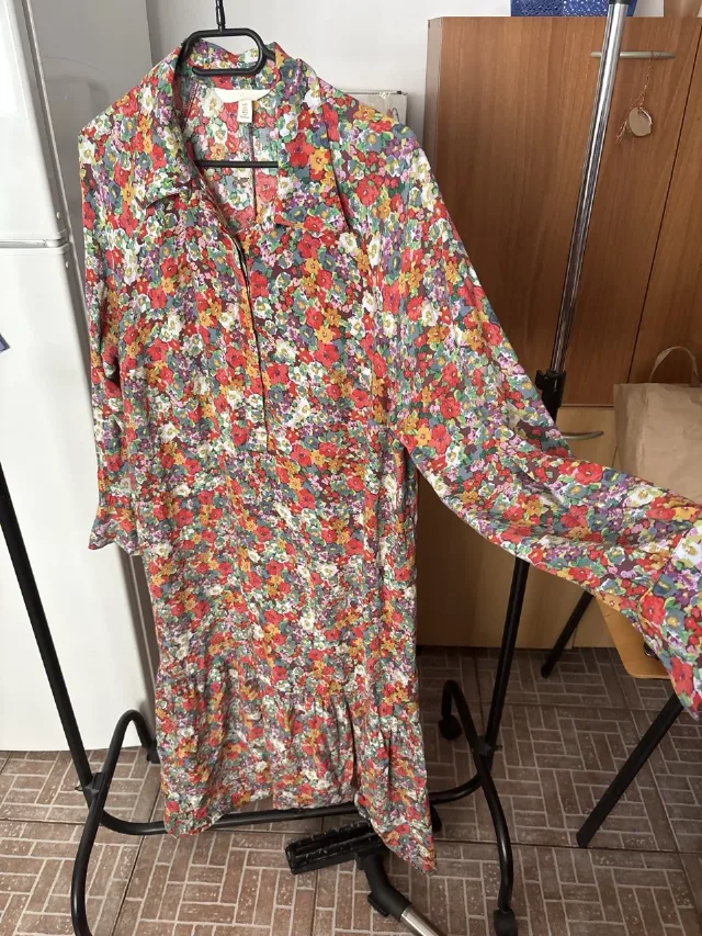 Rochie lungă de la H&M mărimea L – fotografia 3 din 4