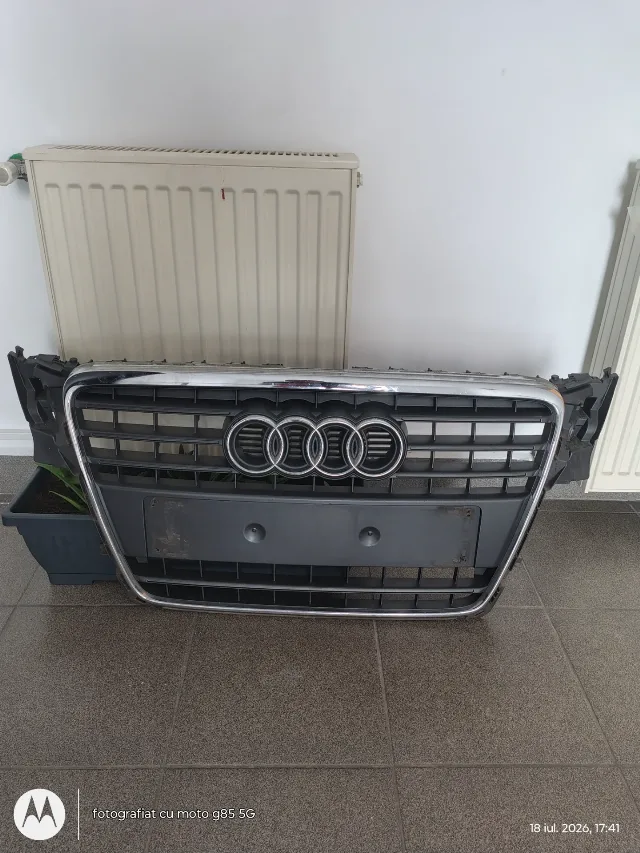 Grila radiator Audi A4B8 – Joita, Giurgiu