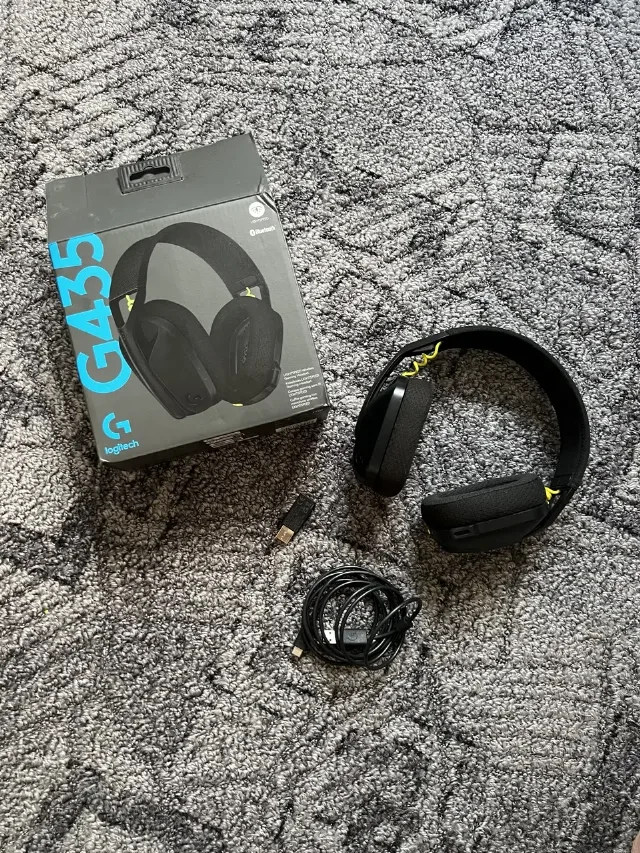 Căști Gaming wireless Logitech G435 – Sector 6, București