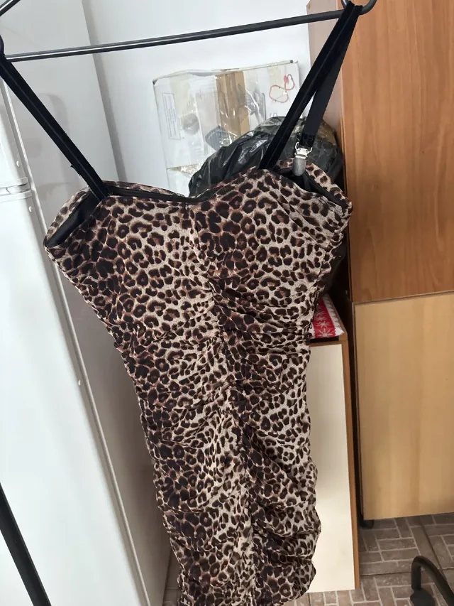 Rochița scurtă sexy animal print mărimea M – fotografia 3 din 3