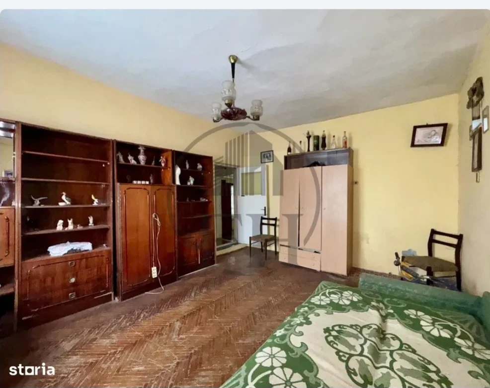 Spatiu comercial + anexe – fotografia 4 din 8