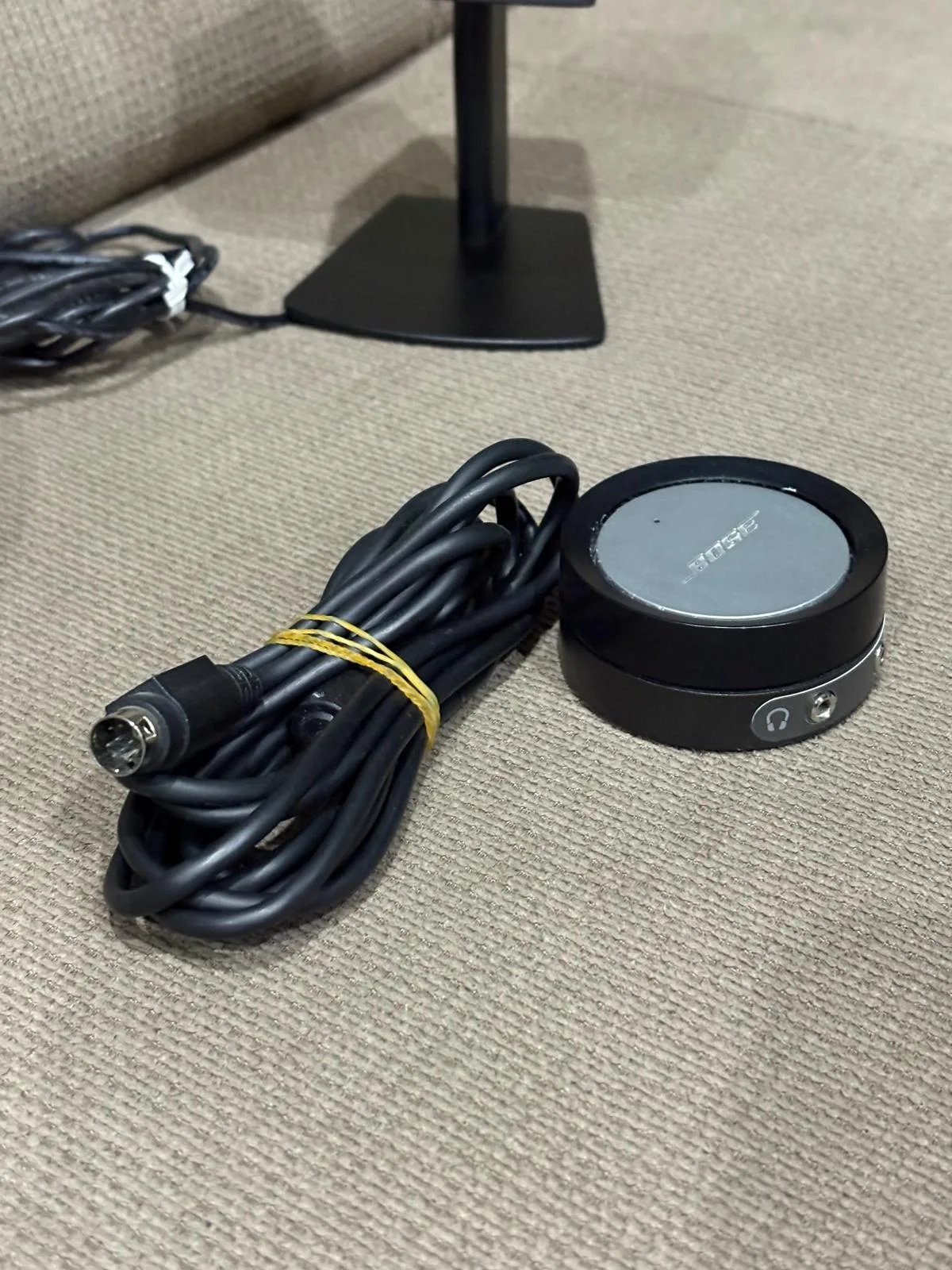 Sateliți + Telecomandă (Control Pod) Bose Companion 3 Series II – Sitem incomplet – fotografia 3 din 6