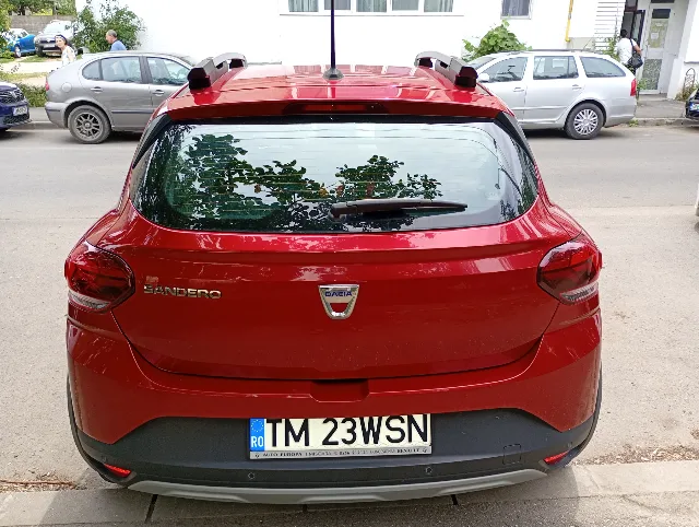 Dacia Sandero Stepway automatică – fotografia 3 din 5