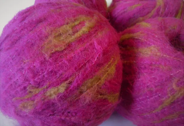 MOHAIR / ALPACA - fir gros - CICLAME/MUSTAR – Curtea de Arges, Argeș