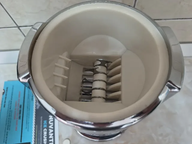 Zdrobitor manual de gheață Nuvantee Ice Crusher – fotografia 3 din 4