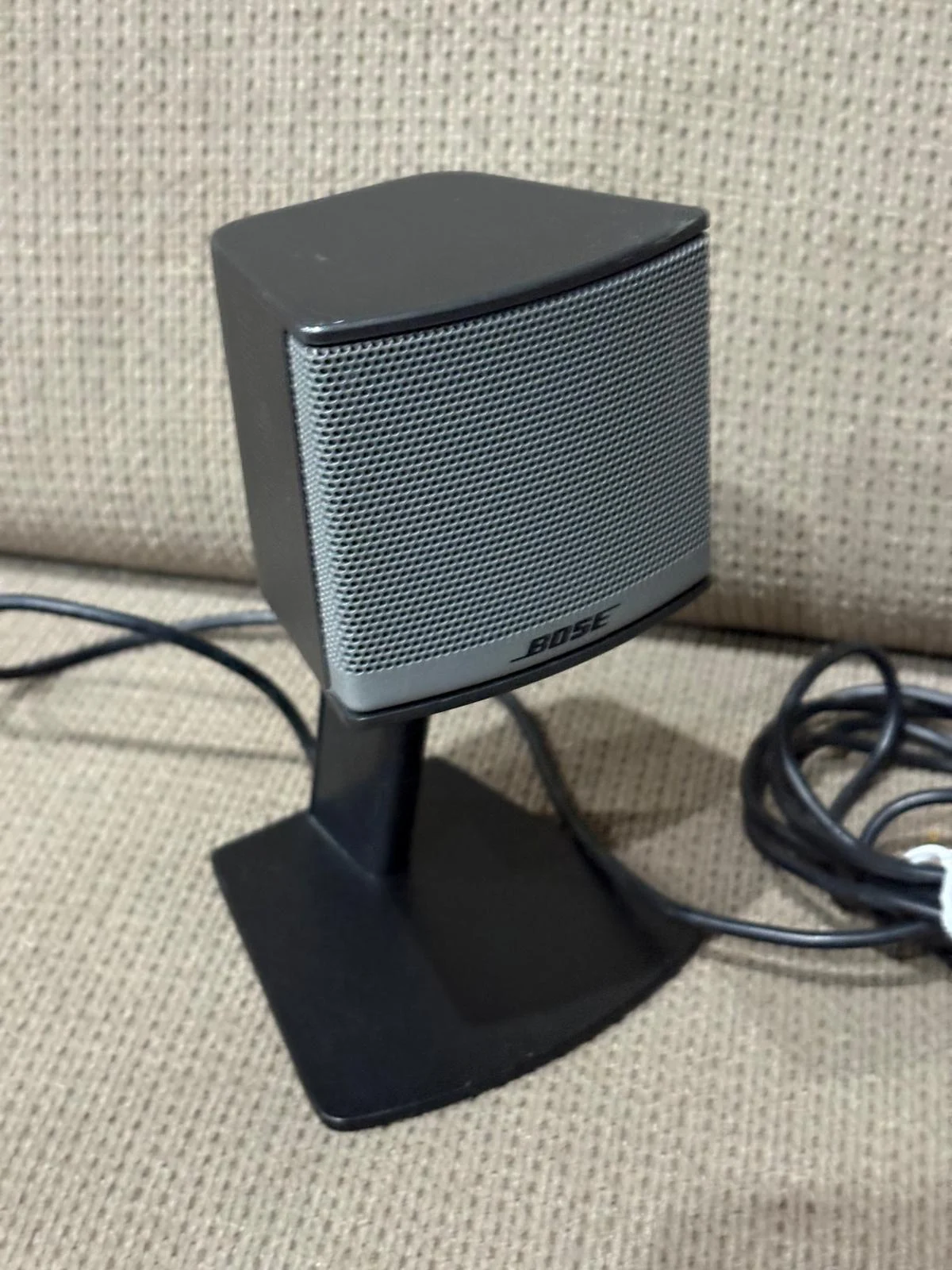 Sateliți + Telecomandă (Control Pod) Bose Companion 3 Series II – Sitem incomplet – fotografia 4 din 6