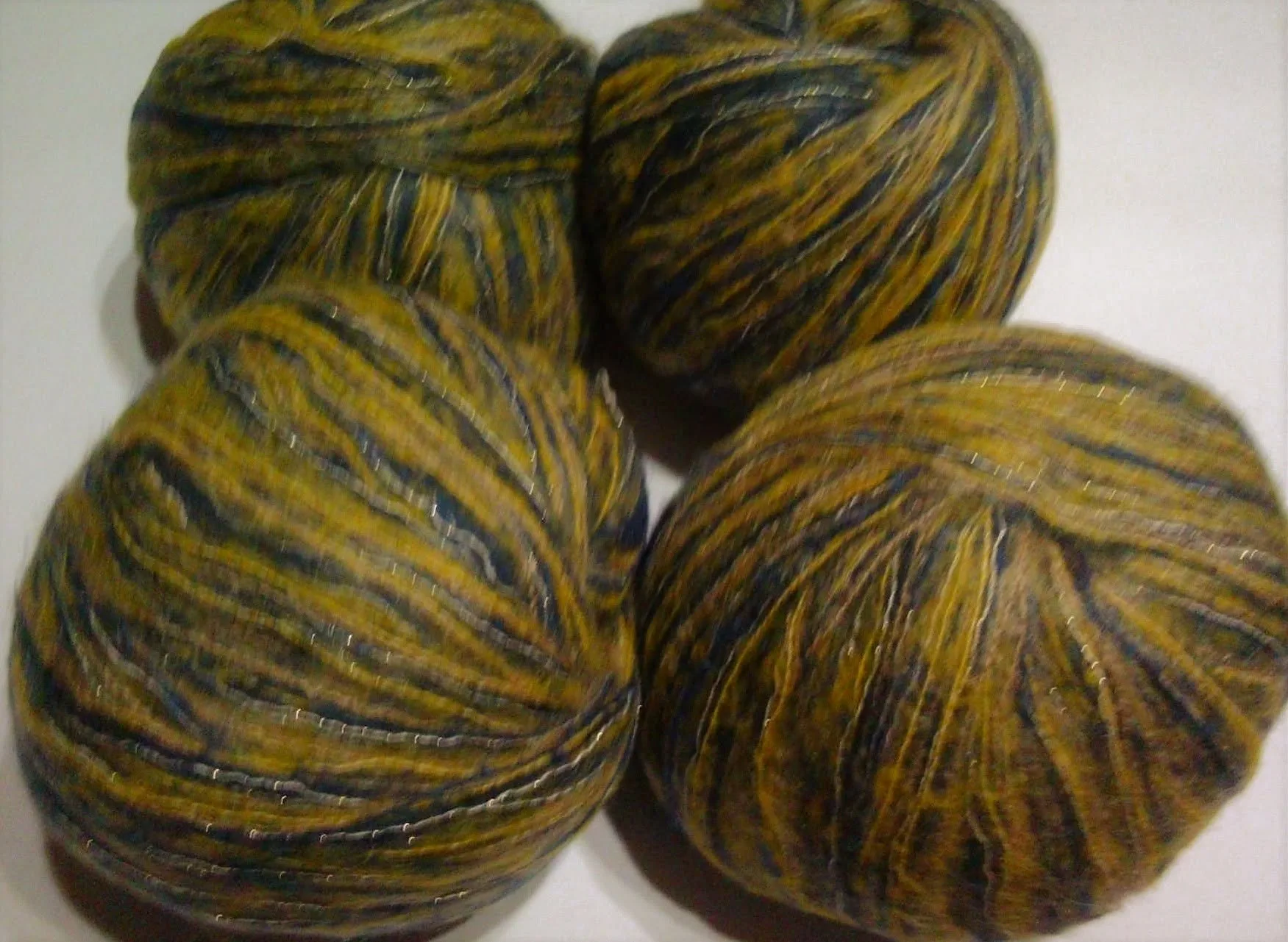 MOHAIR / ALPACA - fir subtire - MUSTAR/BLEUMARIN/AURIU – fotografia 2 din 2