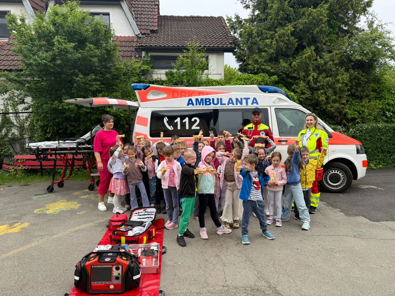 transport pacienți cu ambulanta B2 – fotografia 5 din 7