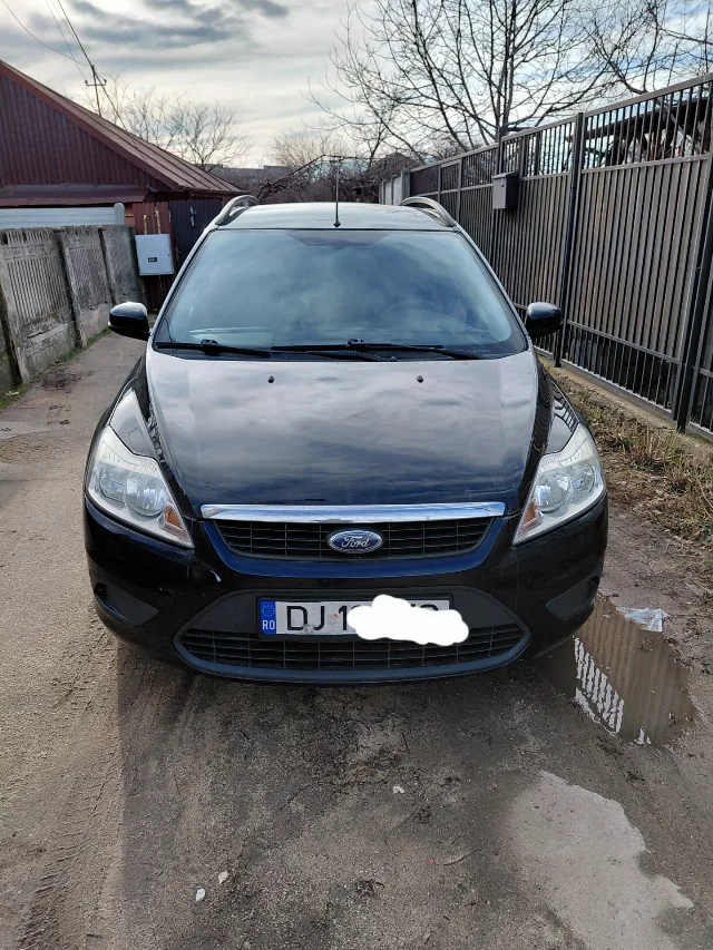 Autoturism de navetă – fotografia 4 din 4