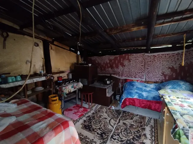vând casă în sat MATEESTI com SCAUNIȘ VALCEA compusă din 3 – fotografia 8 din 8