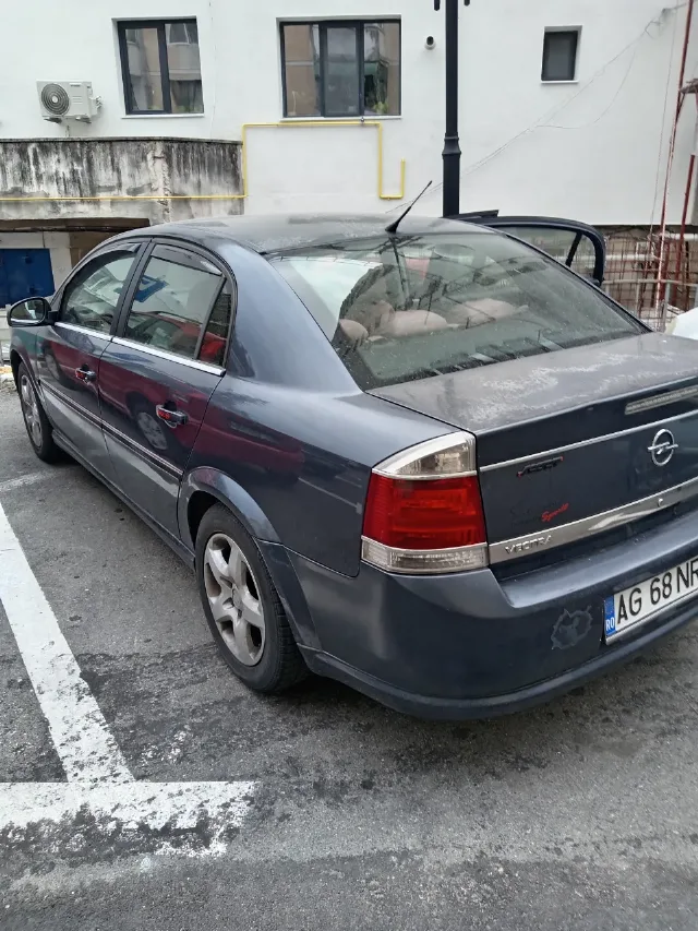 Opel Vectra de vânzare – fotografia 3 din 7