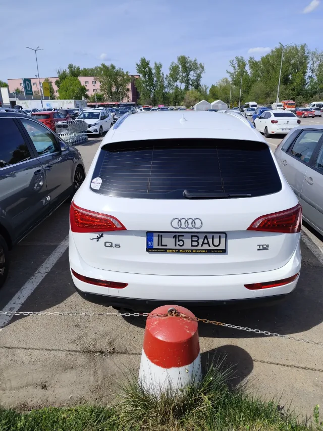Mă vinde.AudiQ5 – fotografia 6 din 6