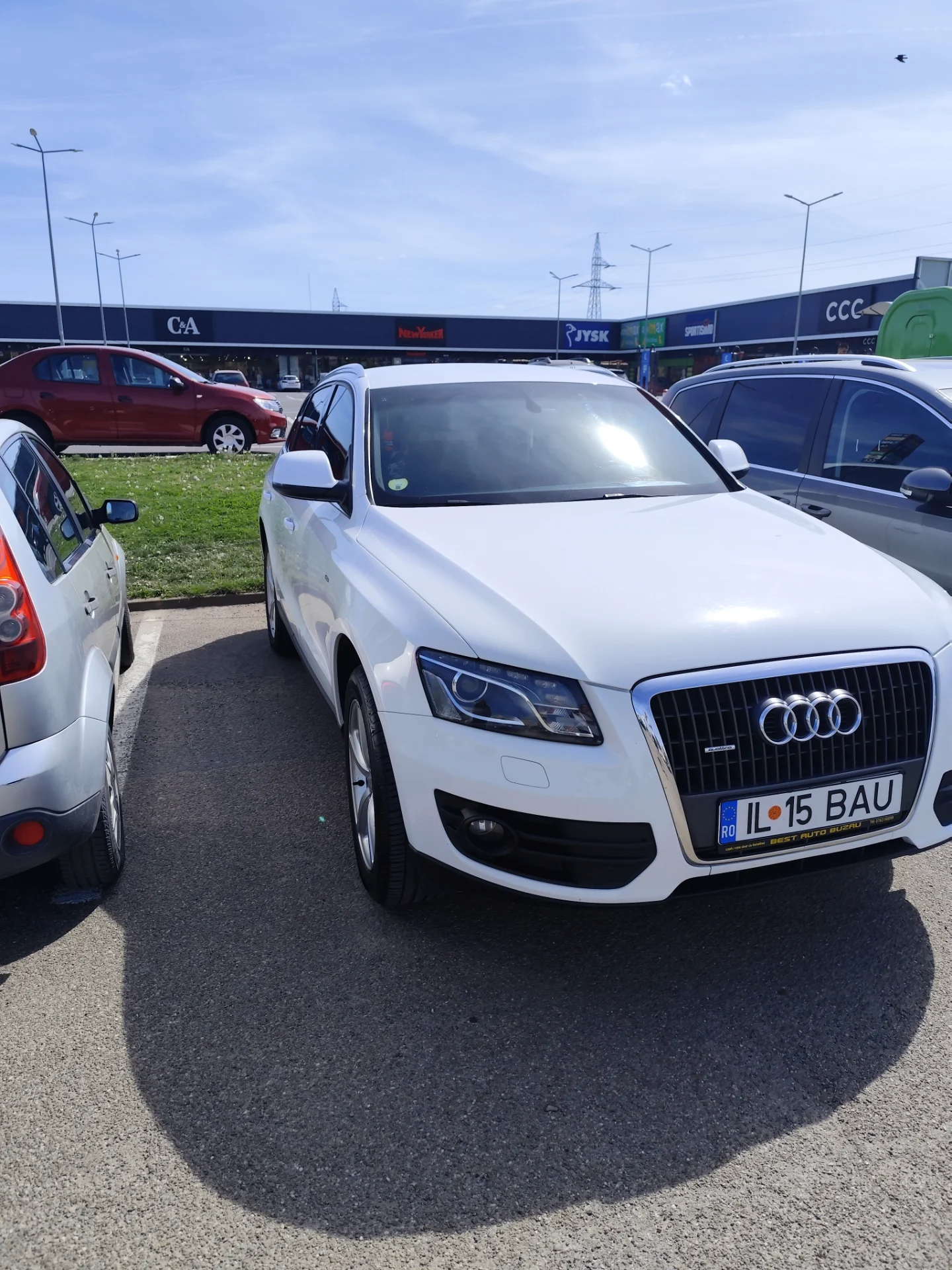 Mă vinde.AudiQ5 – fotografia 2 din 6